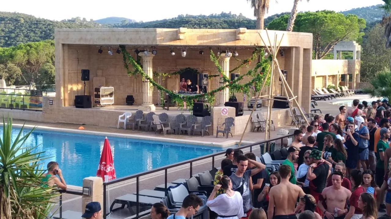 Mobile-Home Le Muy Εξωτερικό φωτογραφία